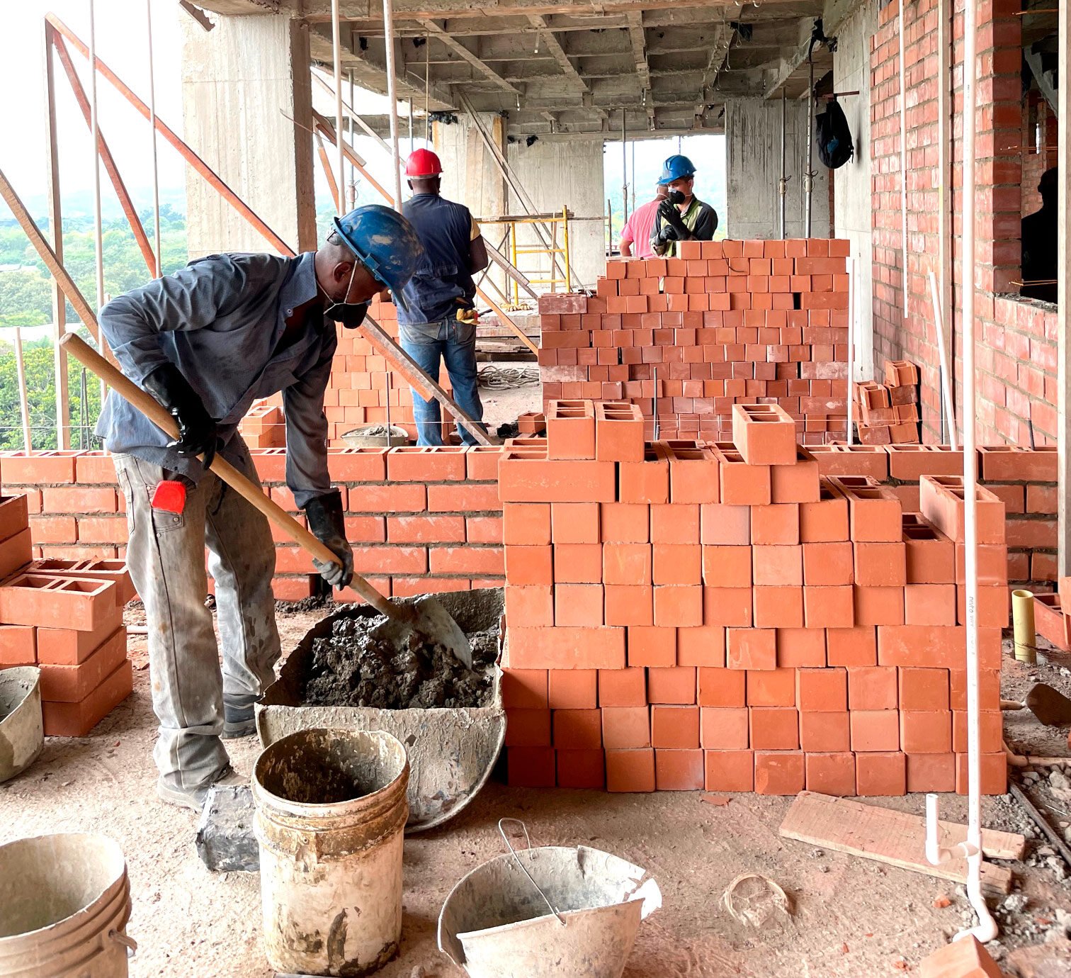 Quiénes Somos - Constructora Solanillas S.A.